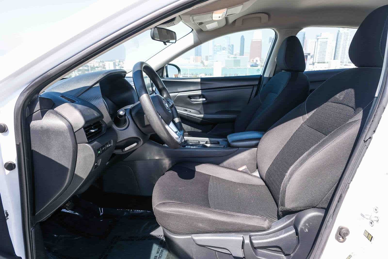 Thumbnail: 2023 Nissan Sentra - 19