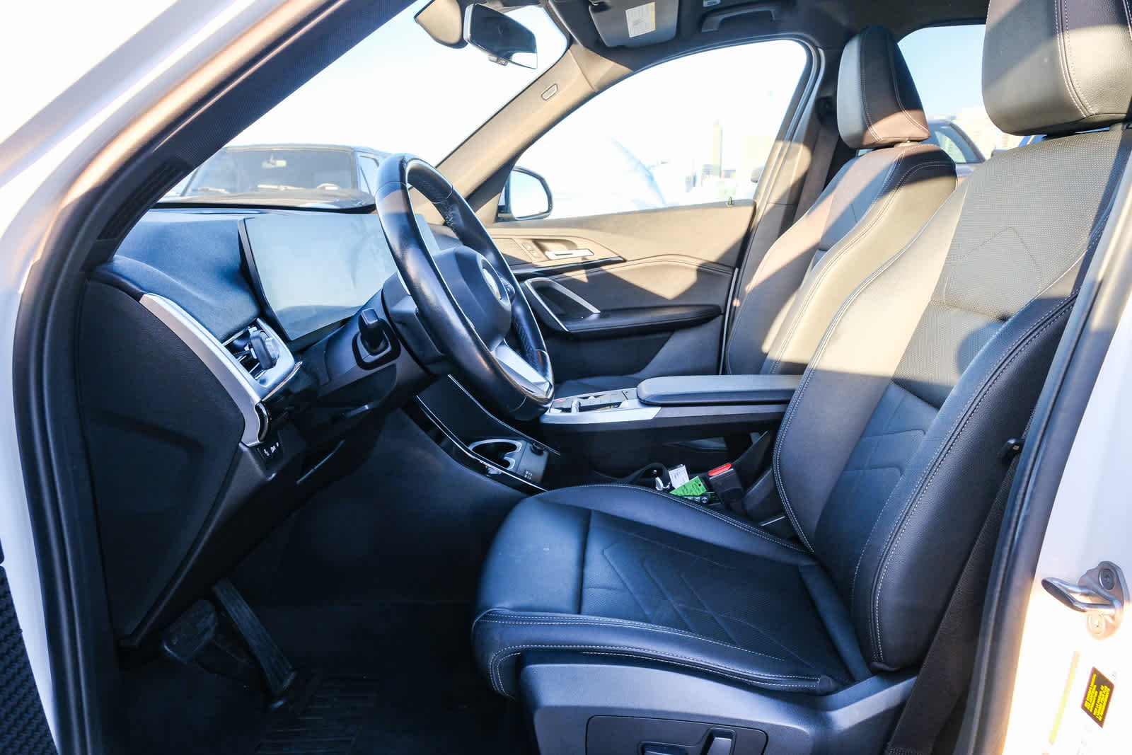 Thumbnail: 2023 BMW X1 - 18