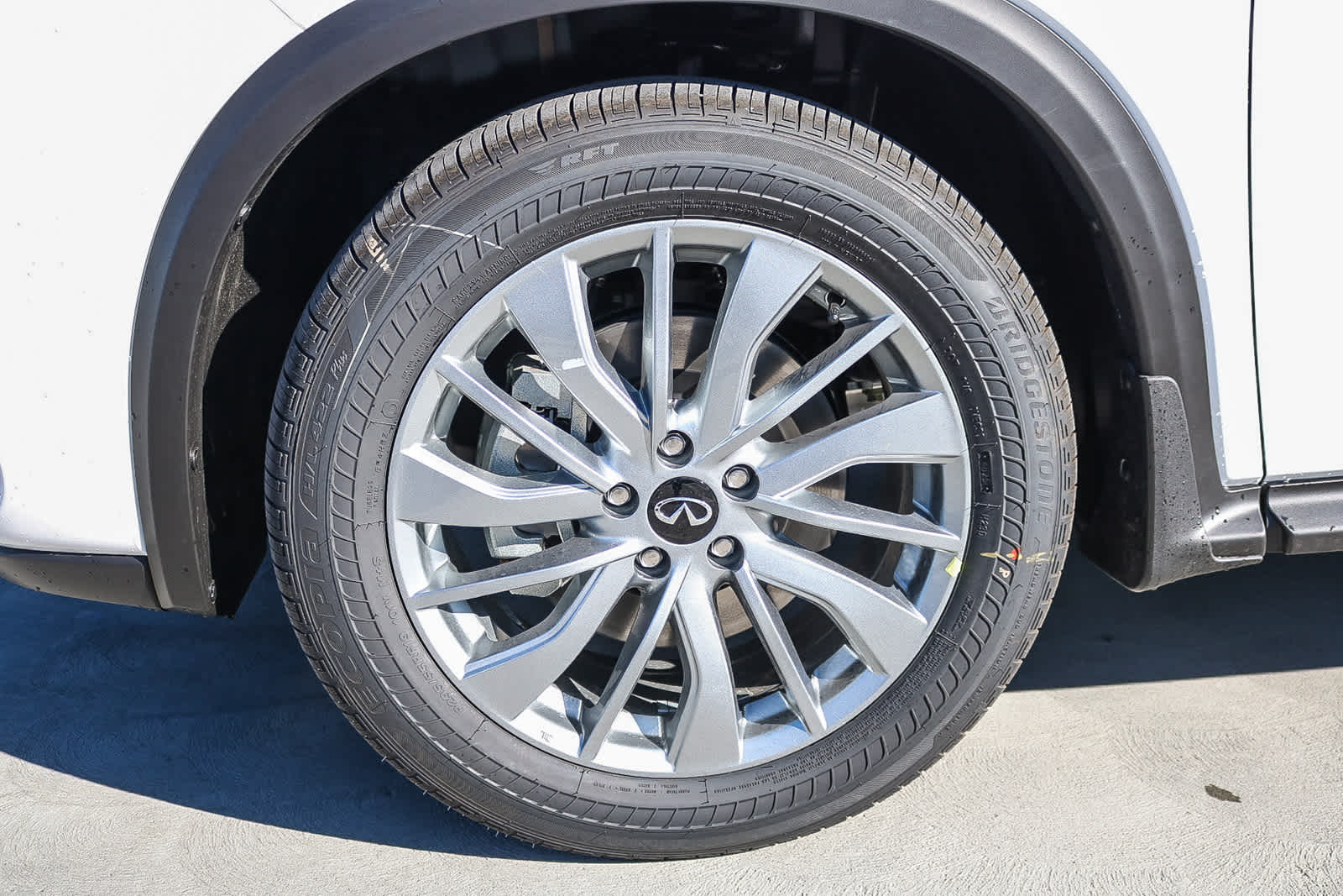 Thumbnail: 2025 INFINITI QX50 - 11