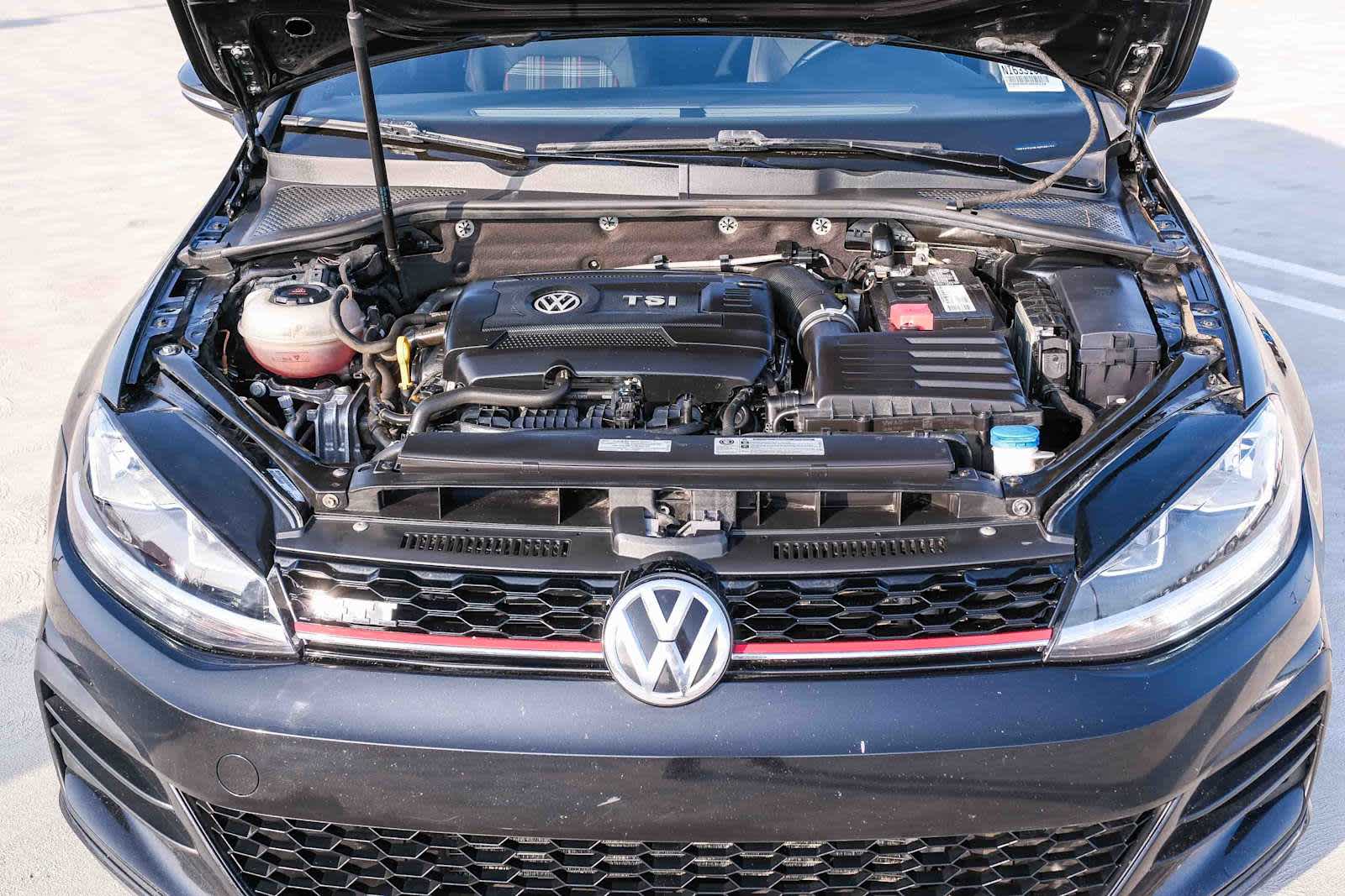 Thumbnail: 2018 Volkswagen Golf - 26