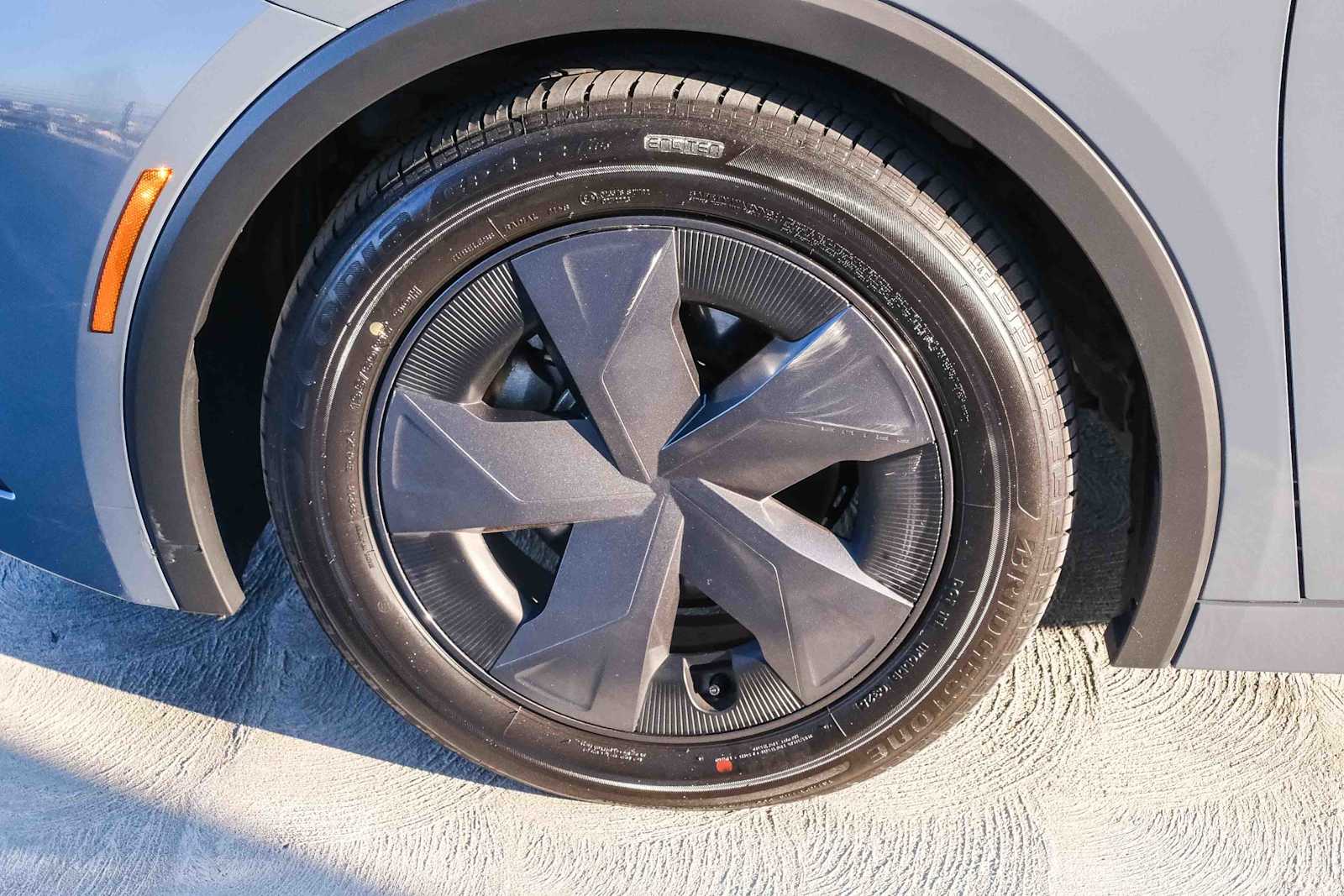 Thumbnail: 2025 Toyota Prius - 10