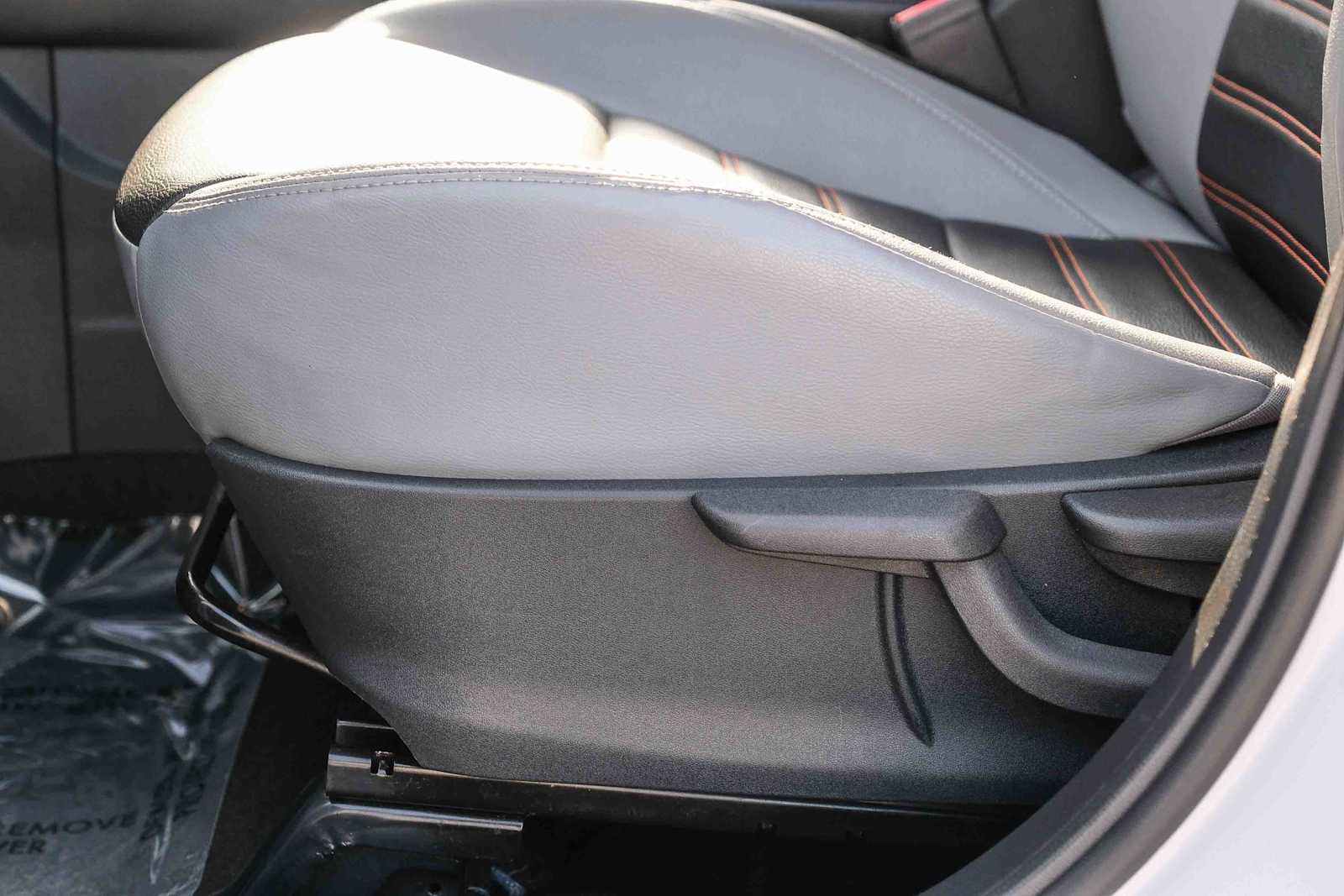 Thumbnail: 2022 Nissan Kicks - 24