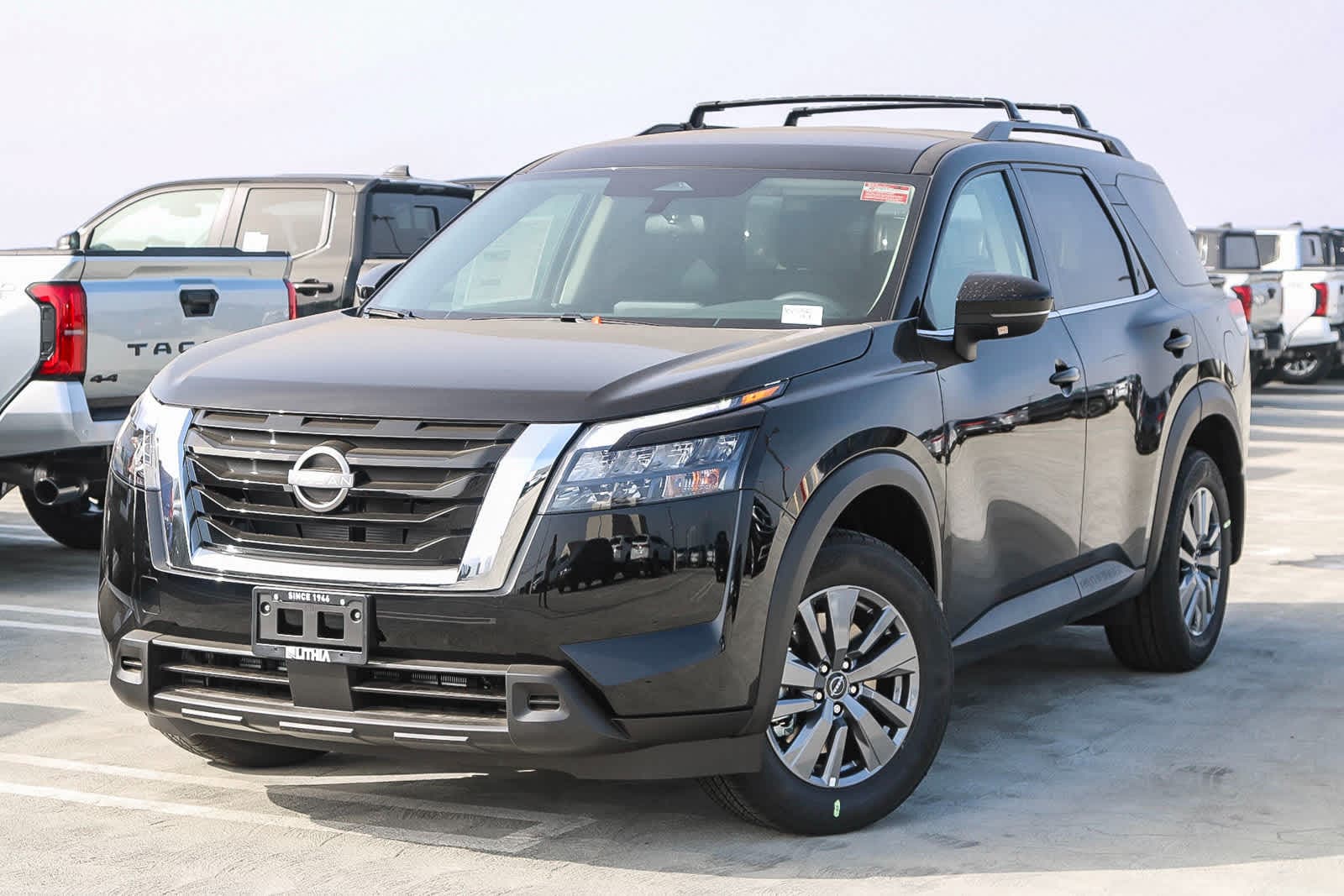 Thumbnail: 2025 Nissan Pathfinder - 1