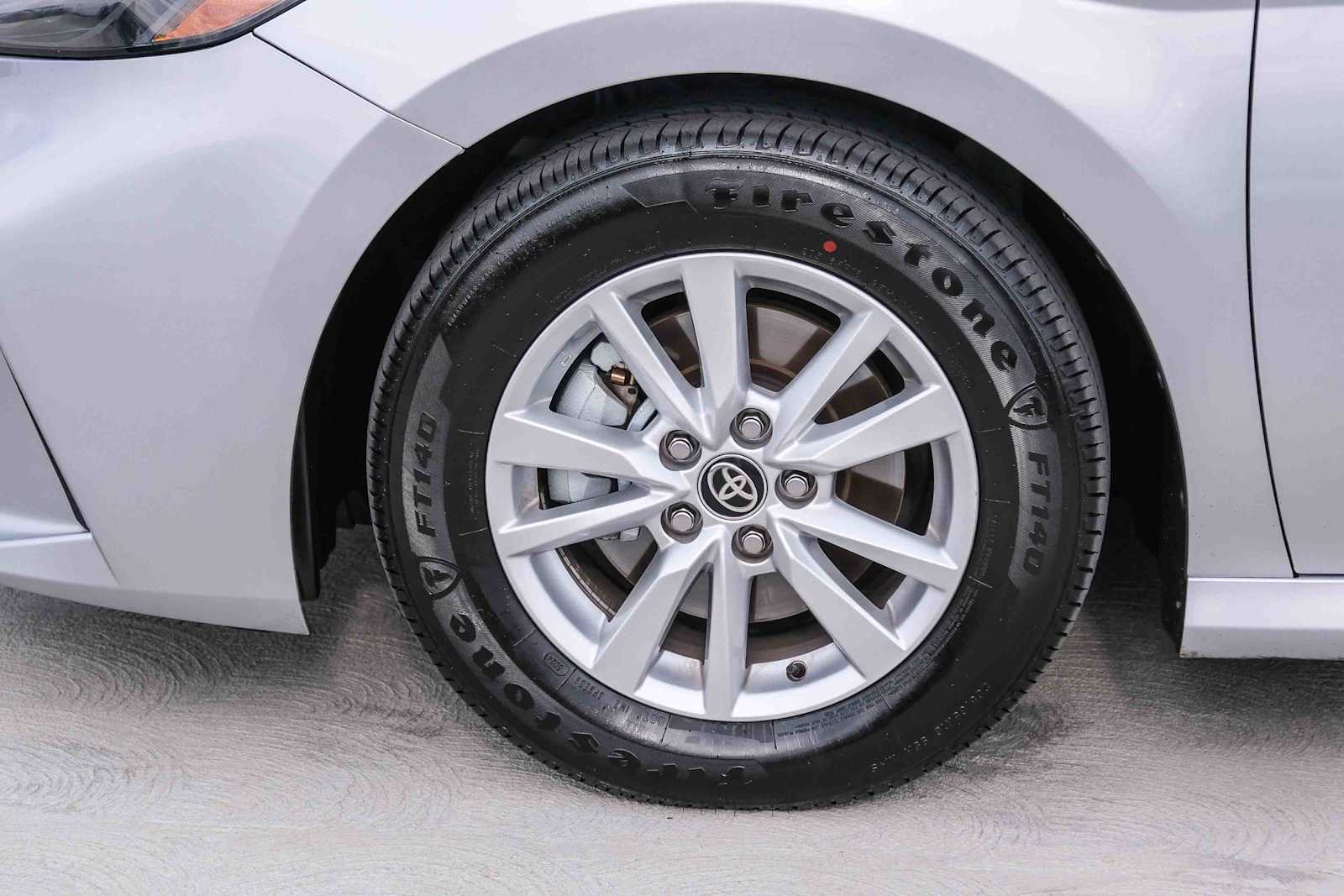 Thumbnail: 2025 Toyota Camry - 10