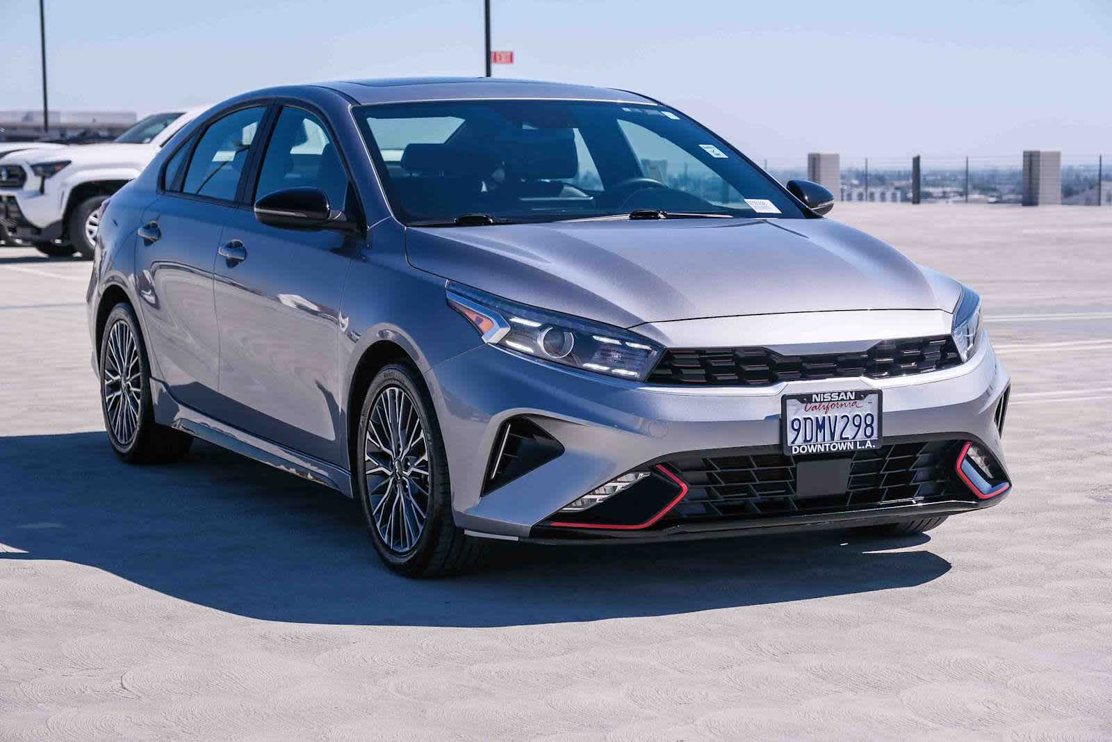 Thumbnail: 2023 Kia Forte - 3