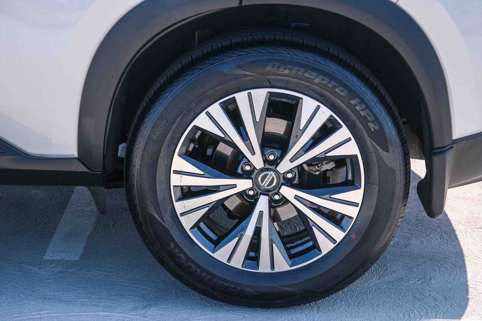 Thumbnail: 2021 Nissan Rogue - 9