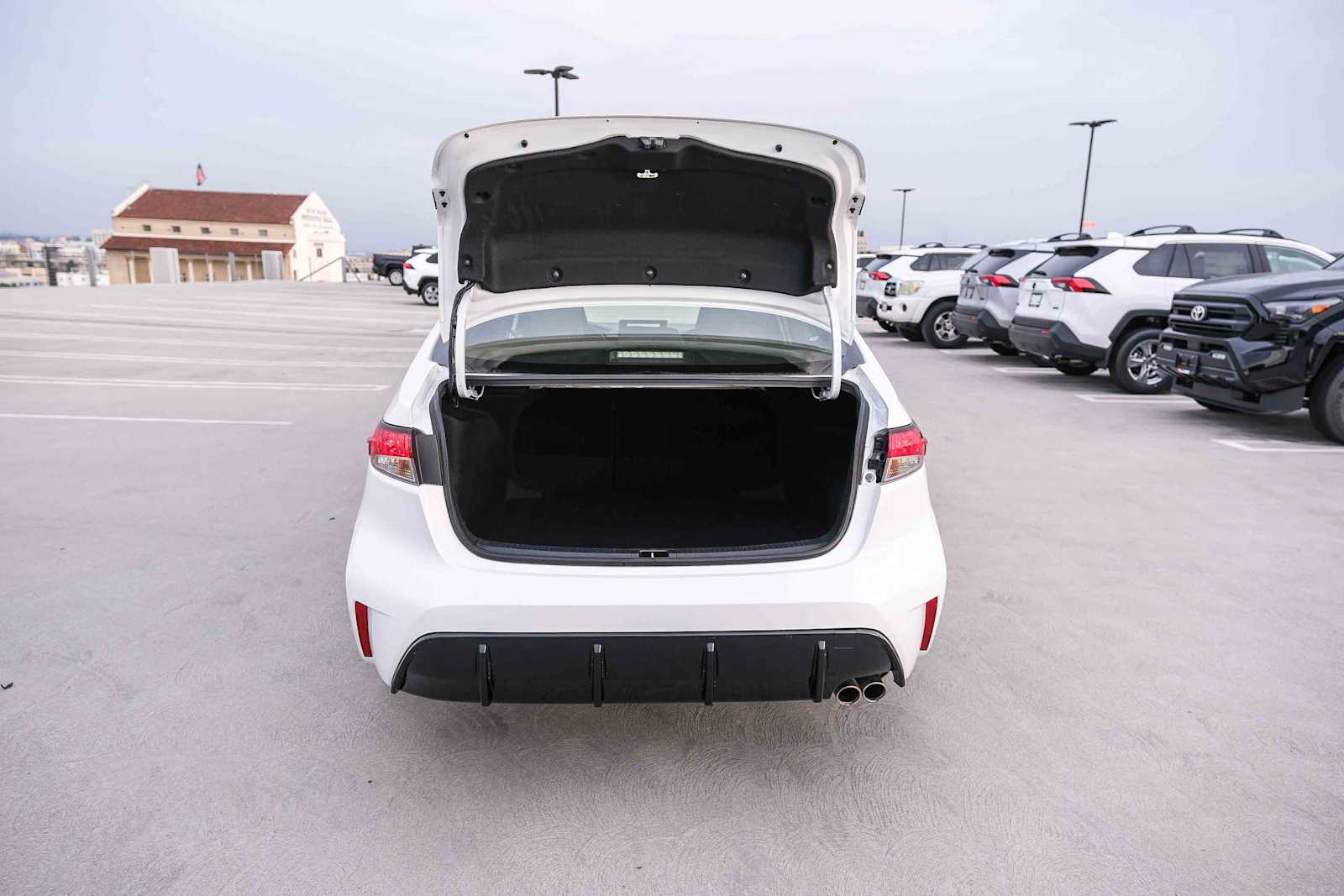 Thumbnail: 2024 Toyota Corolla - 24