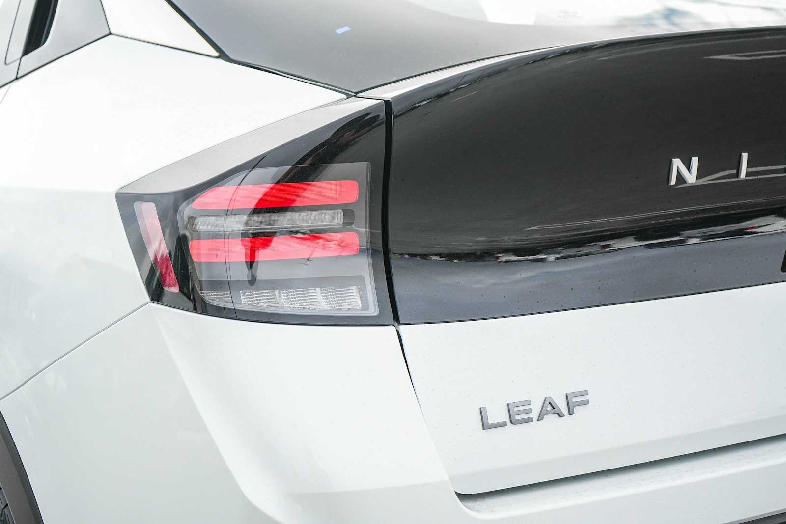 Thumbnail: 2026 Nissan Leaf - 8
