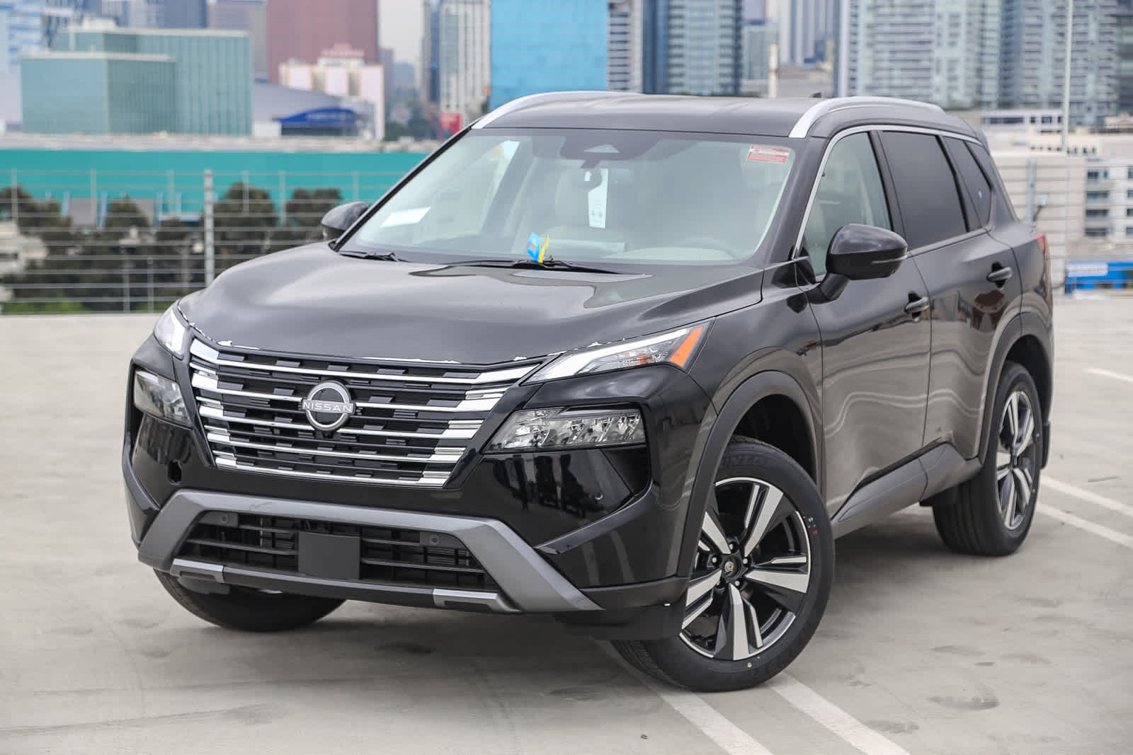 2025 Nissan Rogue SL -
                  Los Angeles, CA