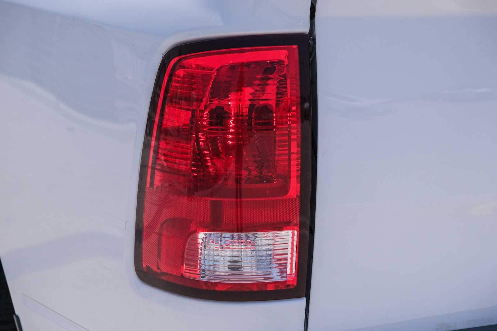 Thumbnail: 2019 RAM 1500 Classic - 7
