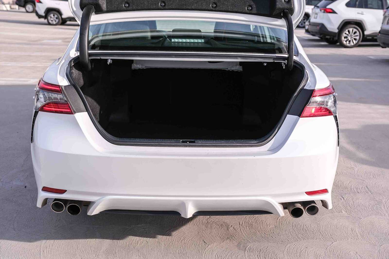 Thumbnail: 2023 Toyota Camry - 28