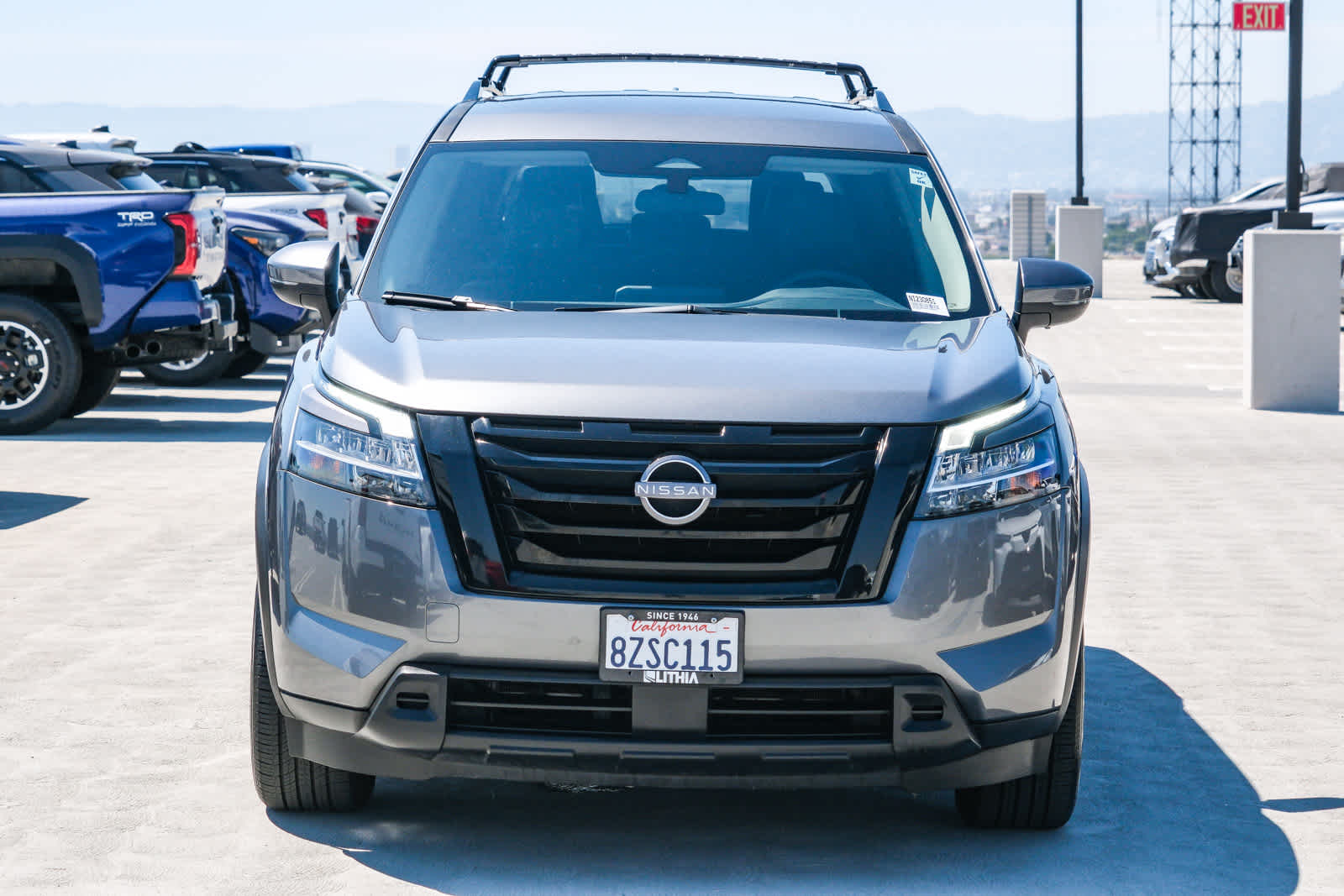 Thumbnail: 2022 Nissan Pathfinder - 2