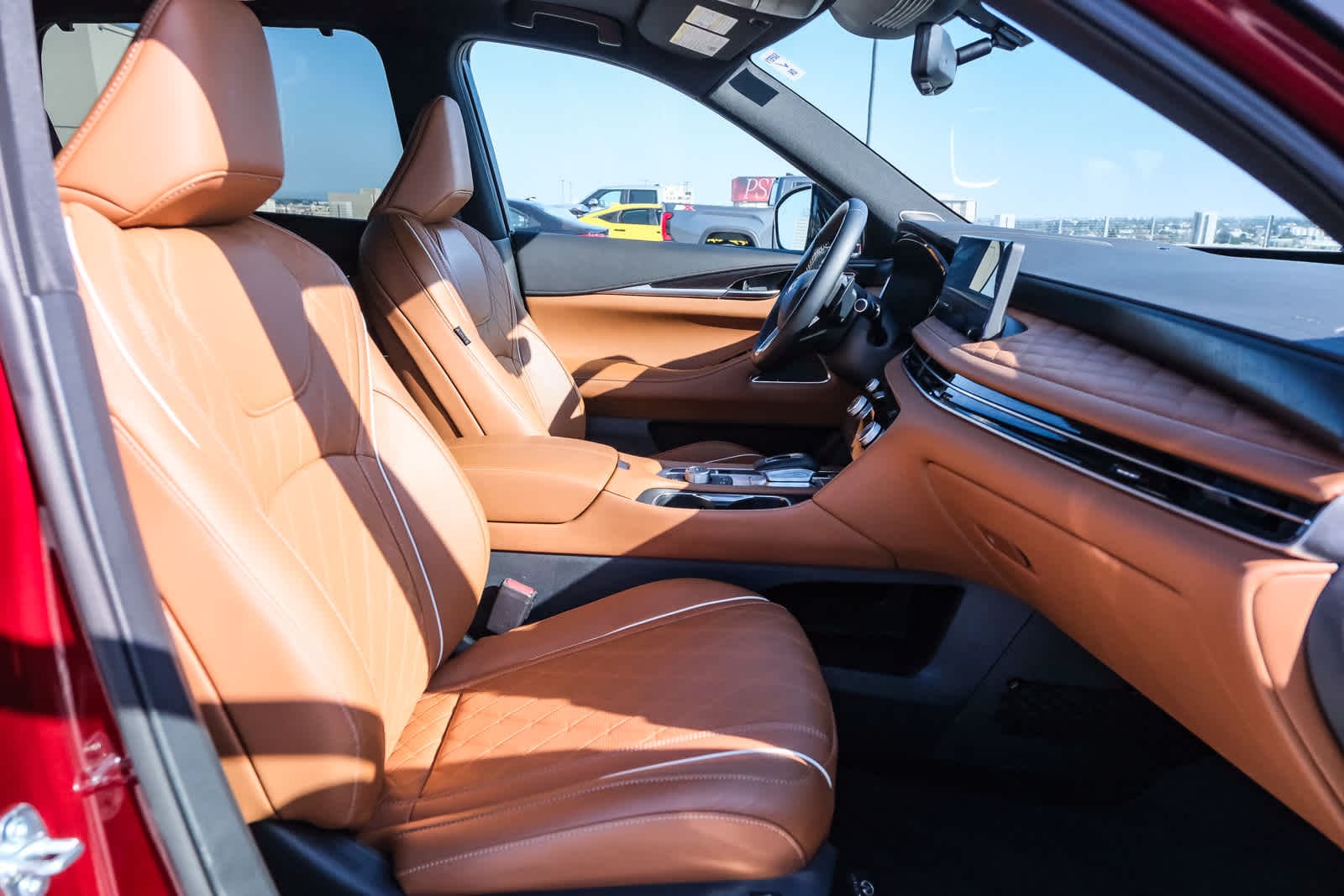 Thumbnail: 2024 INFINITI QX60 - 18