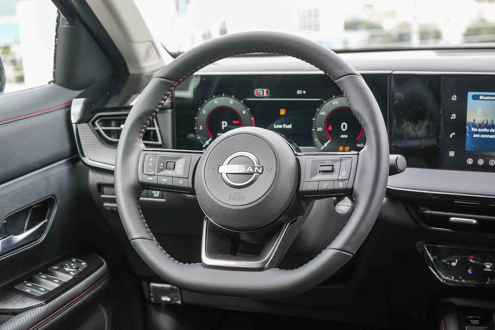 Thumbnail: 2026 Nissan Kicks - 31