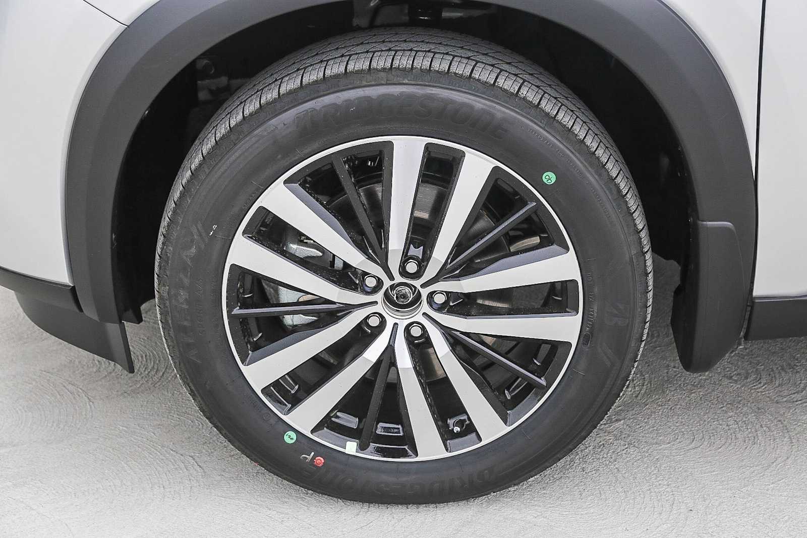 Thumbnail: 2025 Nissan Pathfinder - 8