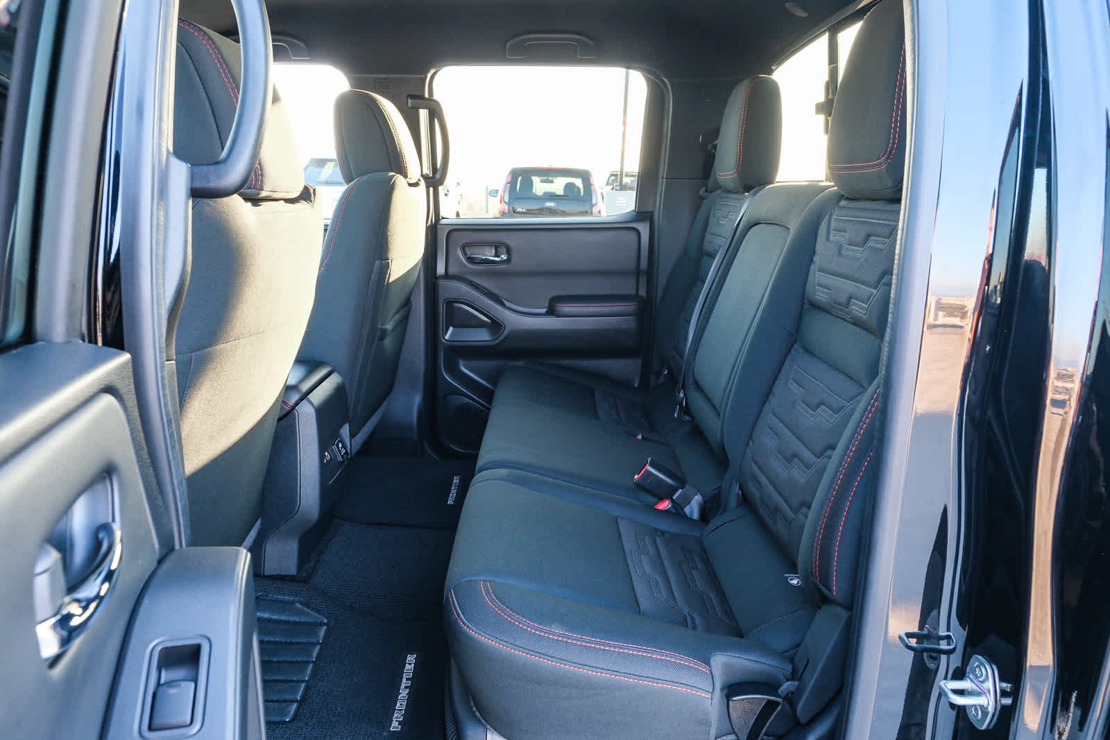 Thumbnail: 2023 Nissan Frontier - 18