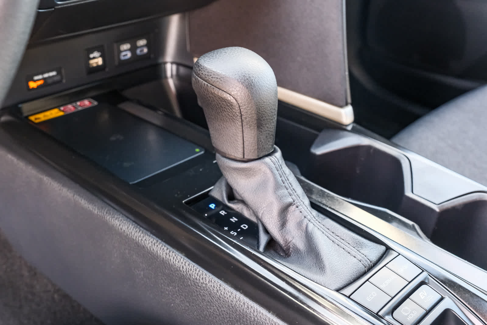 Thumbnail: 2025 Toyota Camry - 20