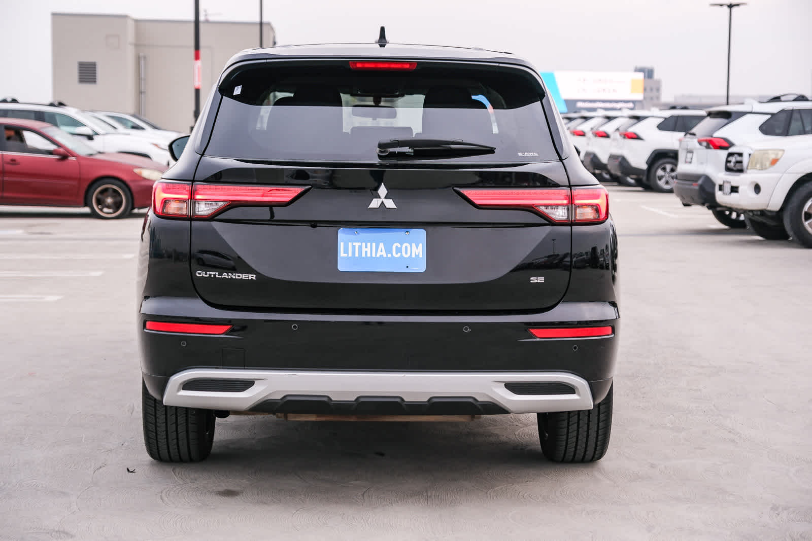 Thumbnail: 2024 Mitsubishi Outlander - 5