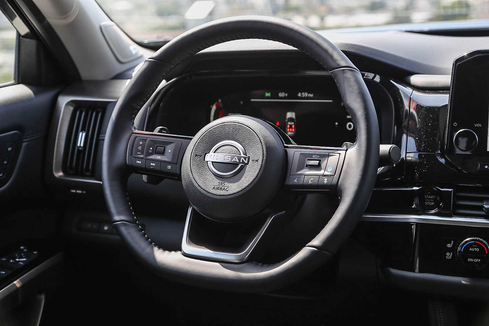 Thumbnail: 2025 Nissan Pathfinder - 17
