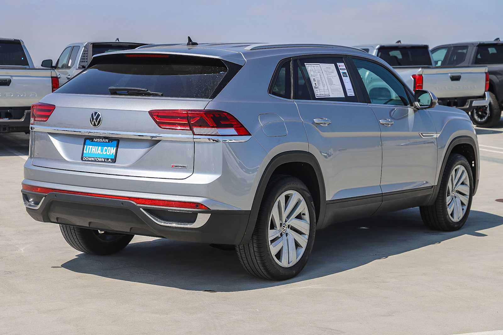 Thumbnail: 2022 Volkswagen Atlas - 10