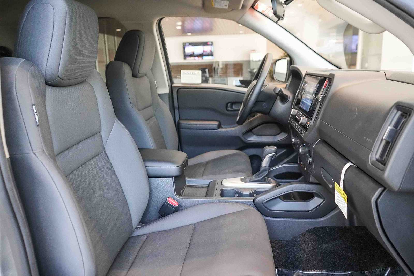 Thumbnail: 2026 Nissan Frontier - 15