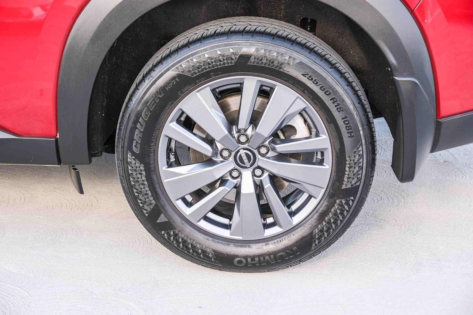 Thumbnail: 2024 Nissan Pathfinder - 9