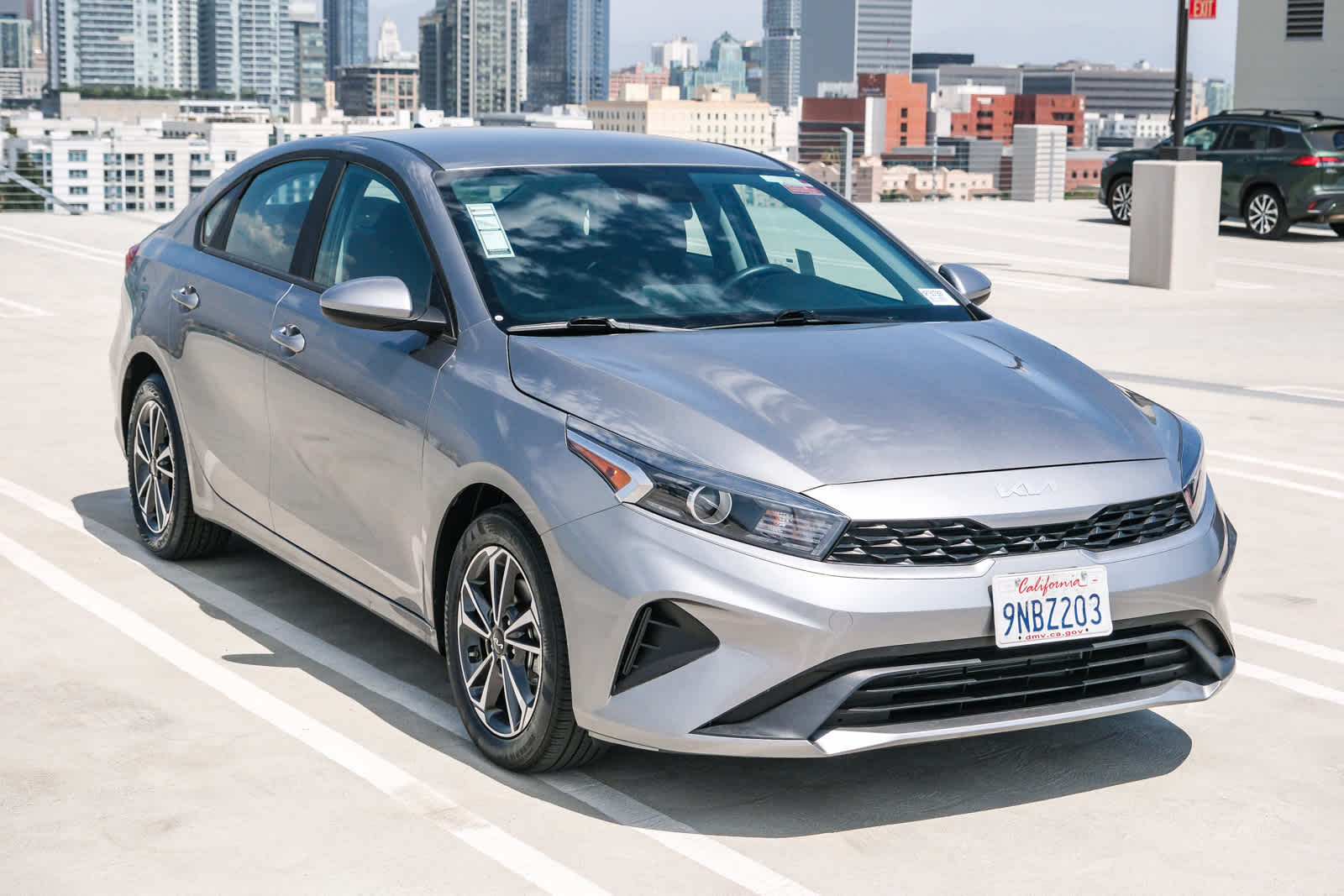Thumbnail: 2024 Kia Forte - 3