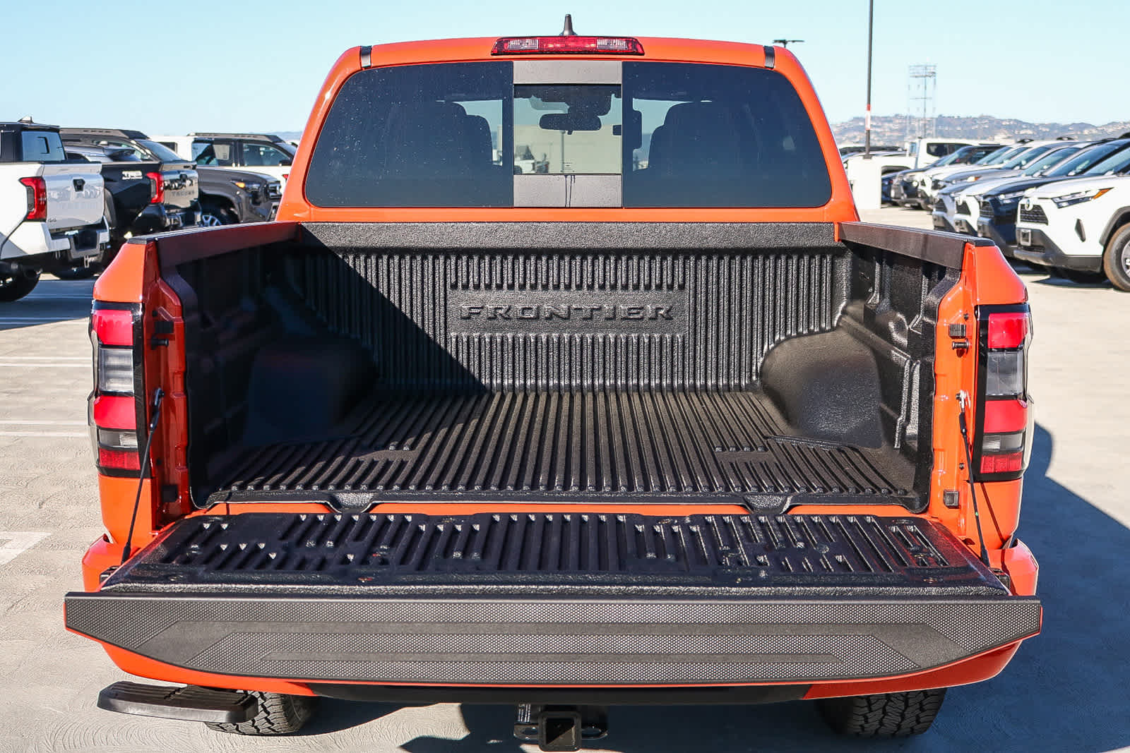 Thumbnail: 2026 Nissan Frontier - 12