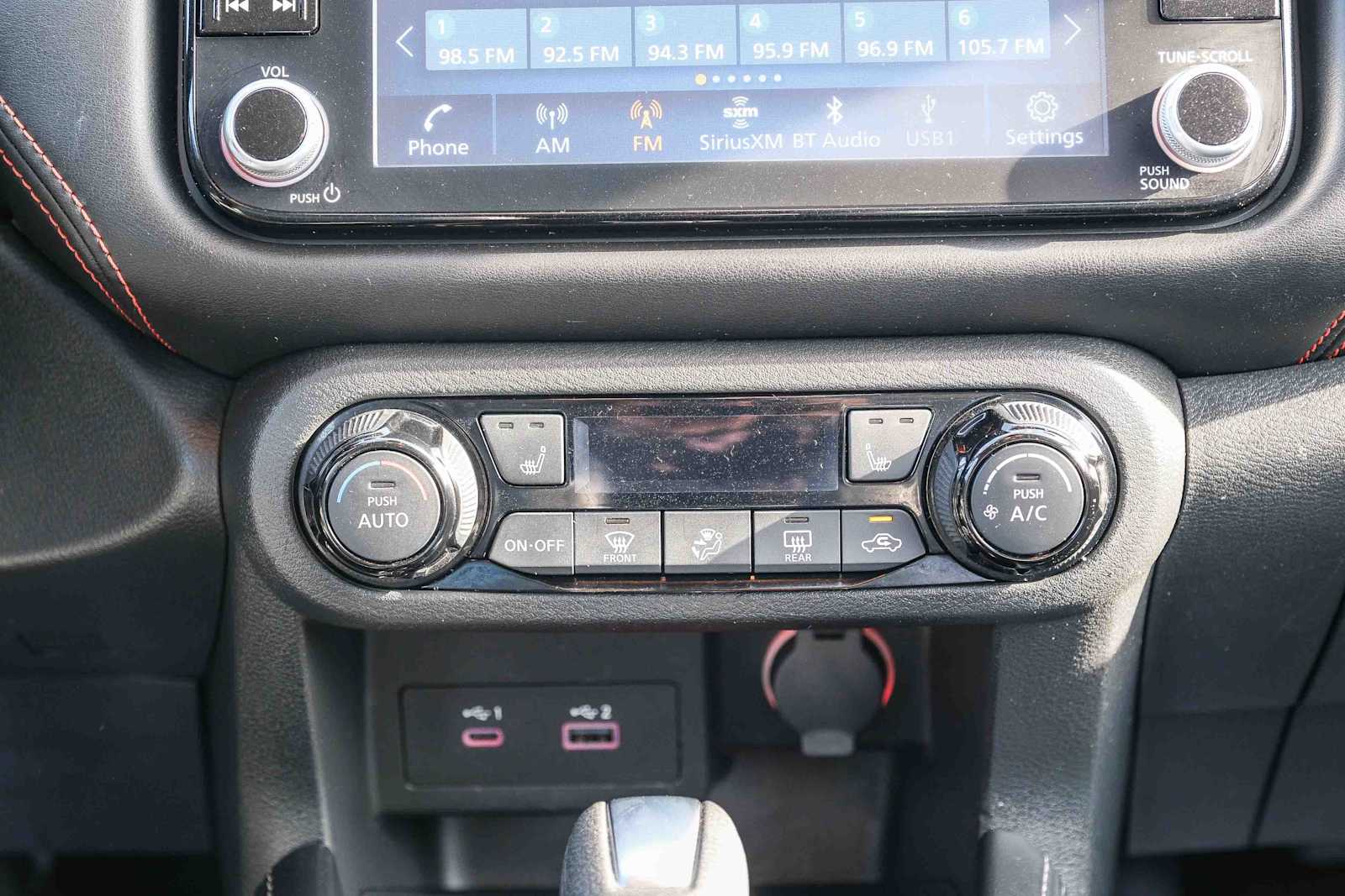 Thumbnail: 2022 Nissan Kicks - 16