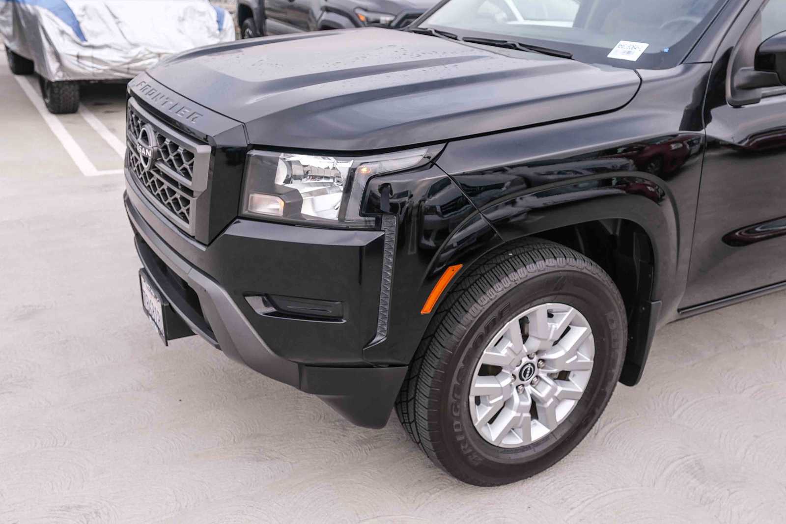 Thumbnail: 2022 Nissan Frontier - 12