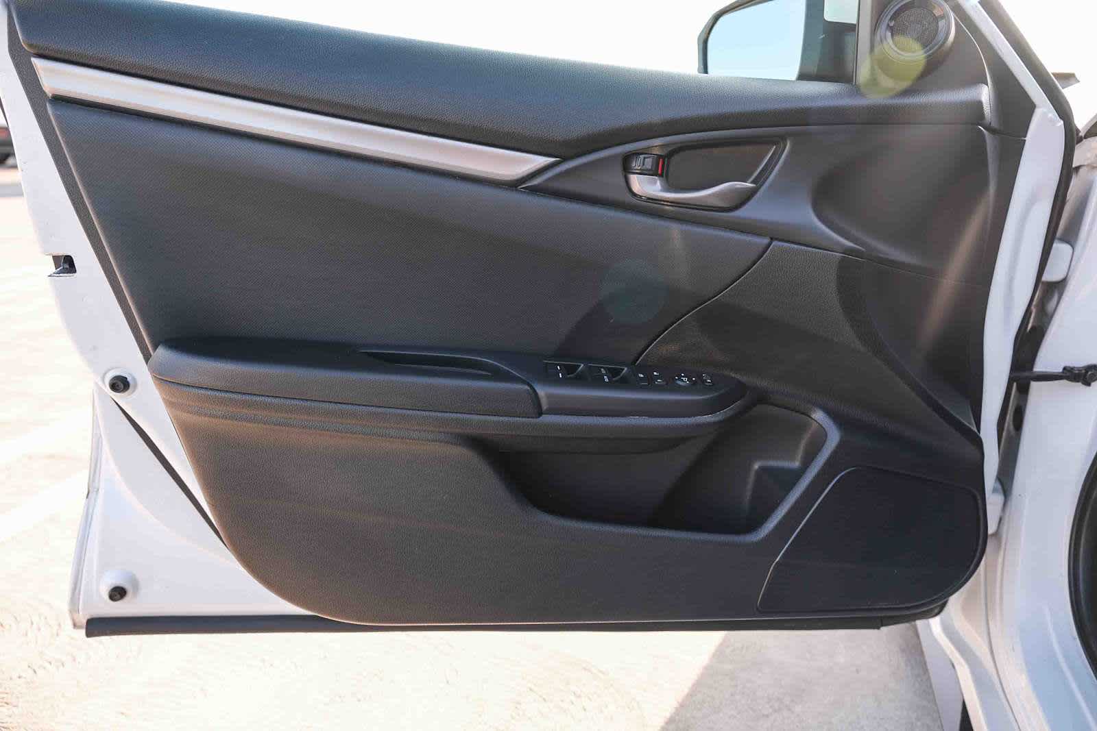 Thumbnail: 2021 Honda Civic - 21