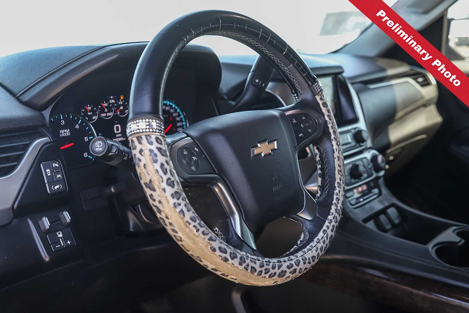 Thumbnail: 2017 Chevrolet Tahoe - 17