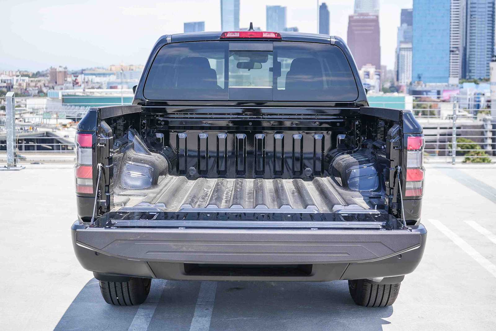 Thumbnail: 2026 Nissan Frontier - 12