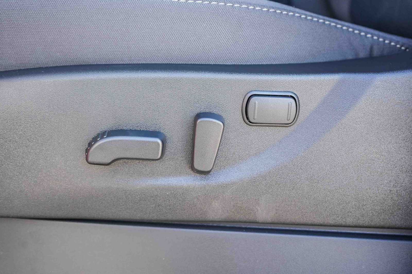 Thumbnail: 2026 Nissan Frontier - 22