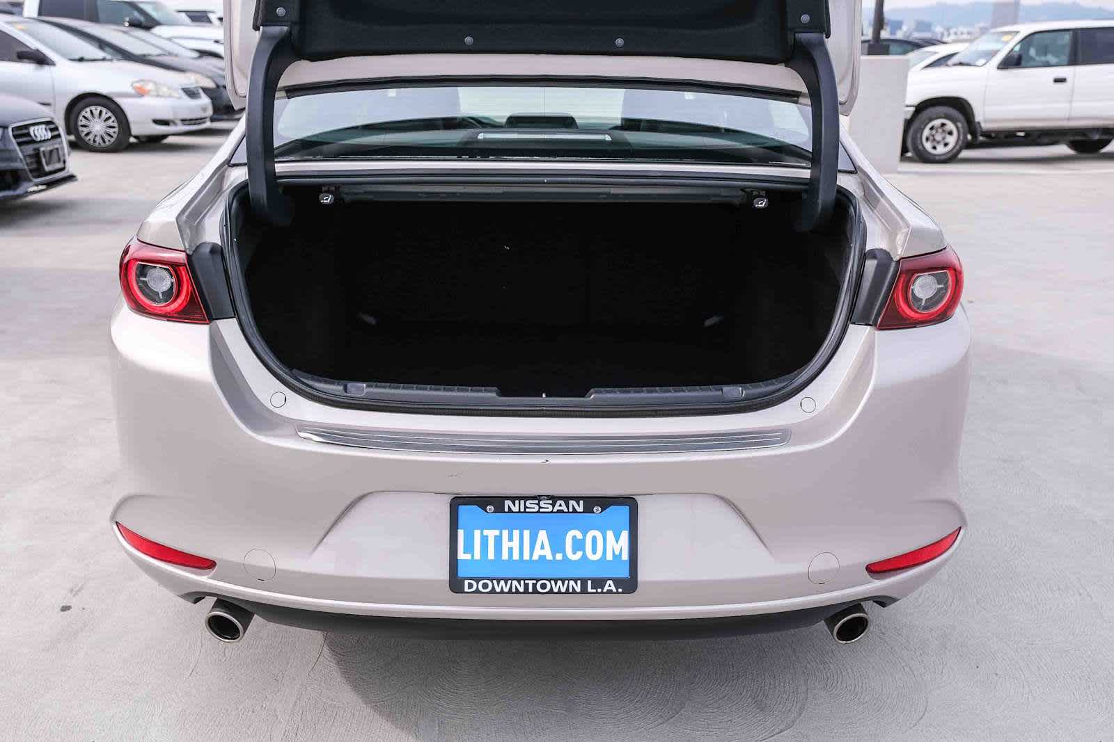 Thumbnail: 2022 Mazda Mazda3 - 25