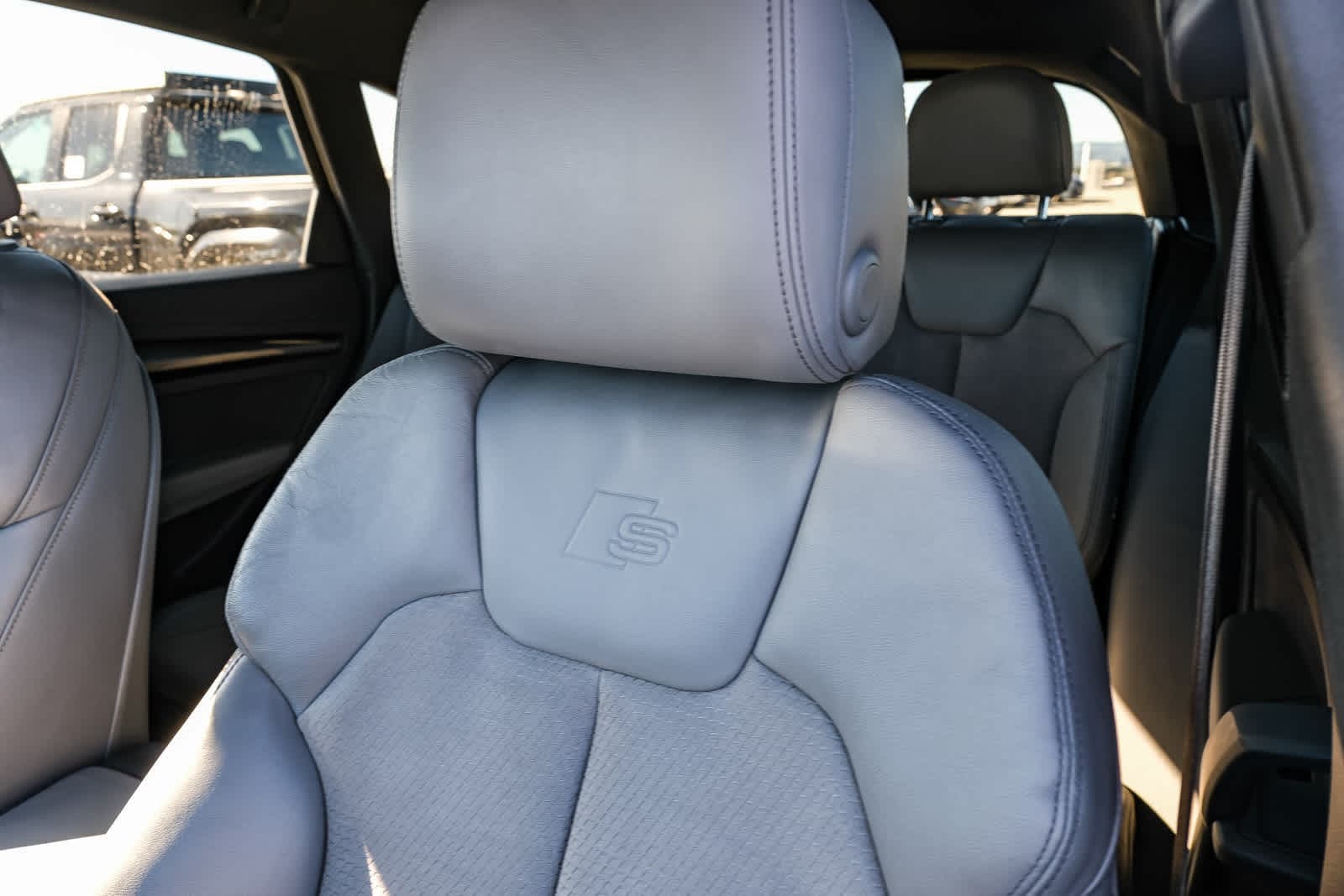 Thumbnail: 2022 Audi SQ5 - 20