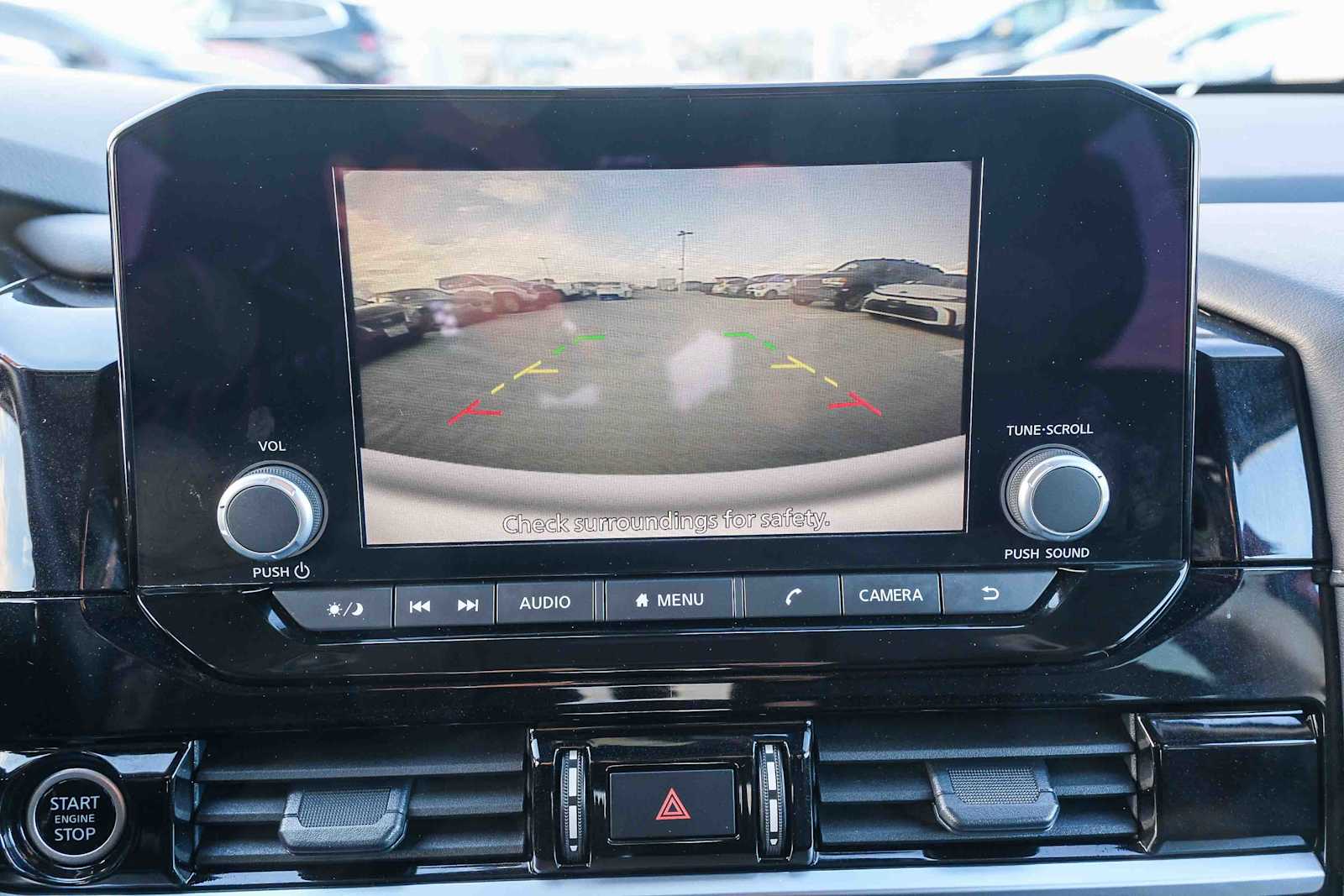 Thumbnail: 2024 Nissan Pathfinder - 27