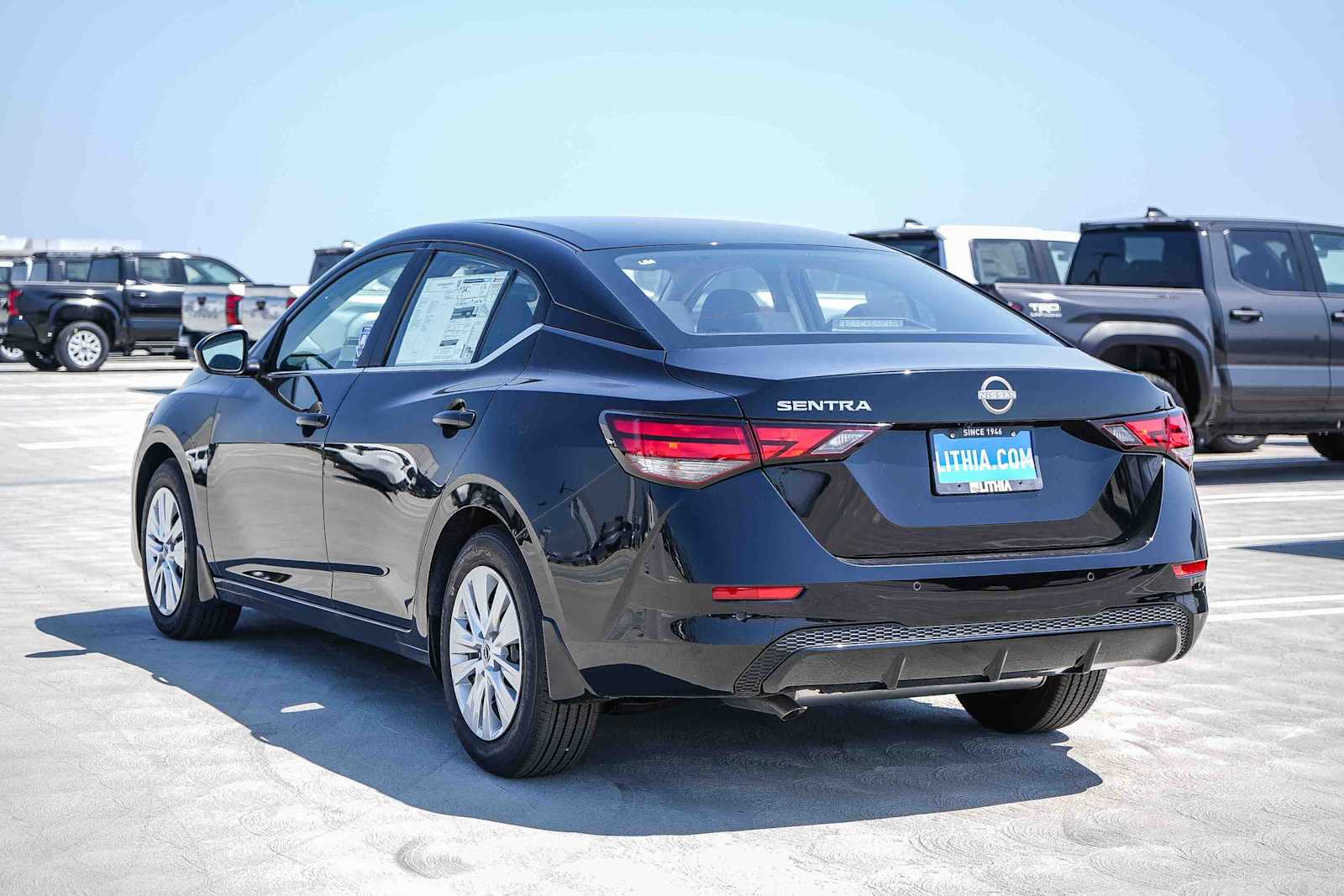 Thumbnail: 2025 Nissan Sentra - 9