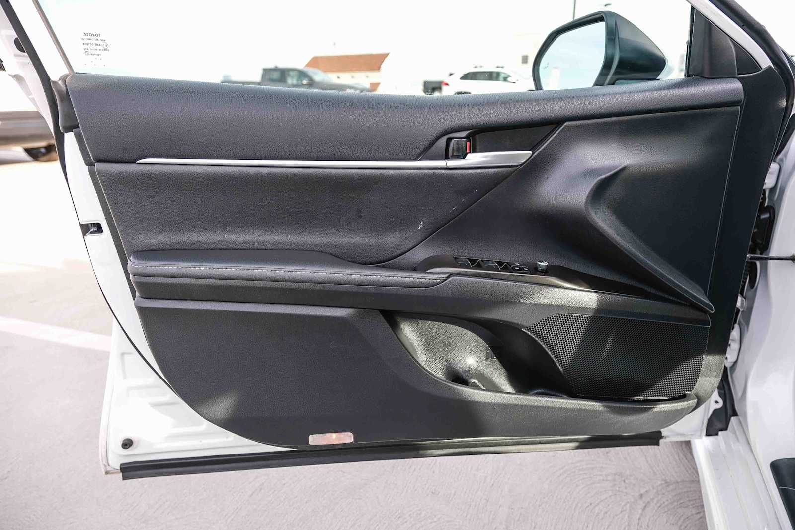 Thumbnail: 2023 Toyota Camry - 23