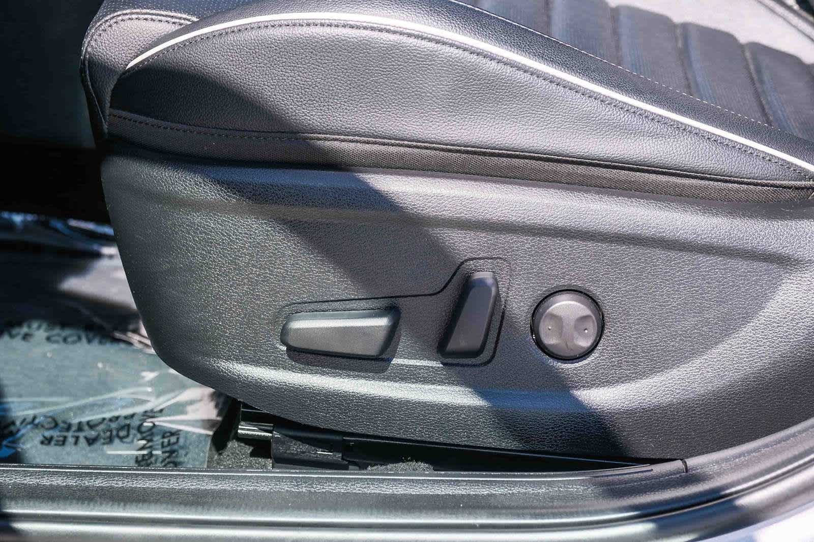 Thumbnail: 2023 Kia Forte - 23