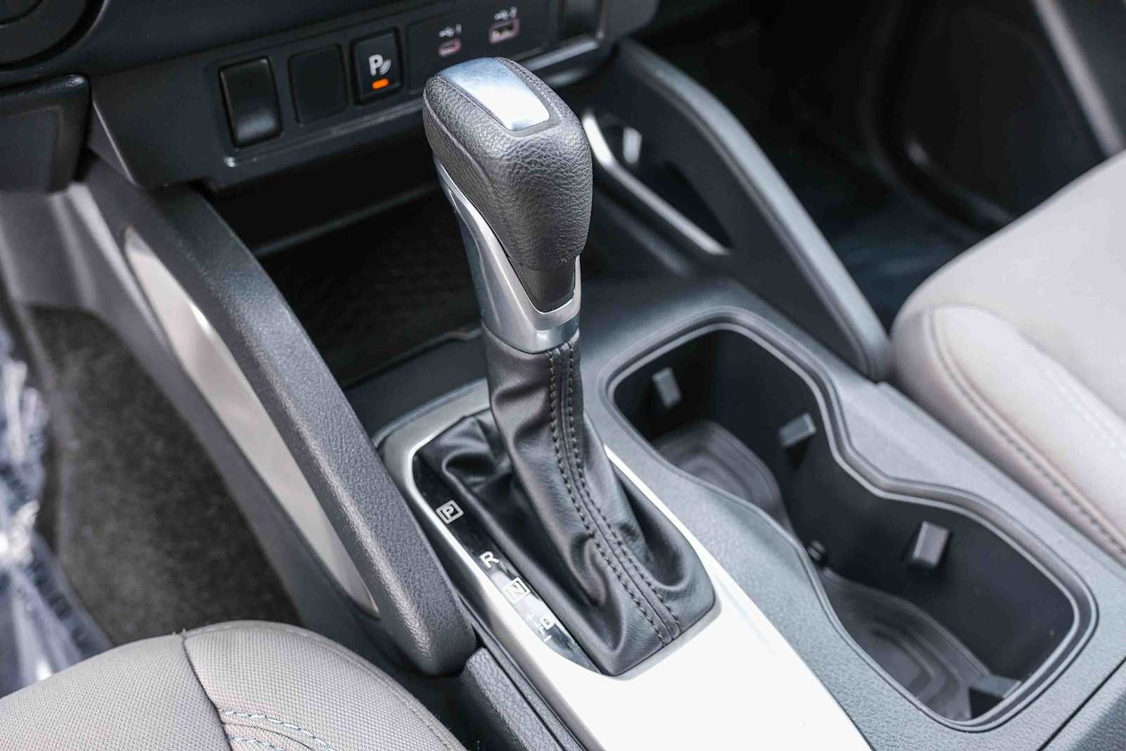 Thumbnail: 2022 Nissan Frontier - 21