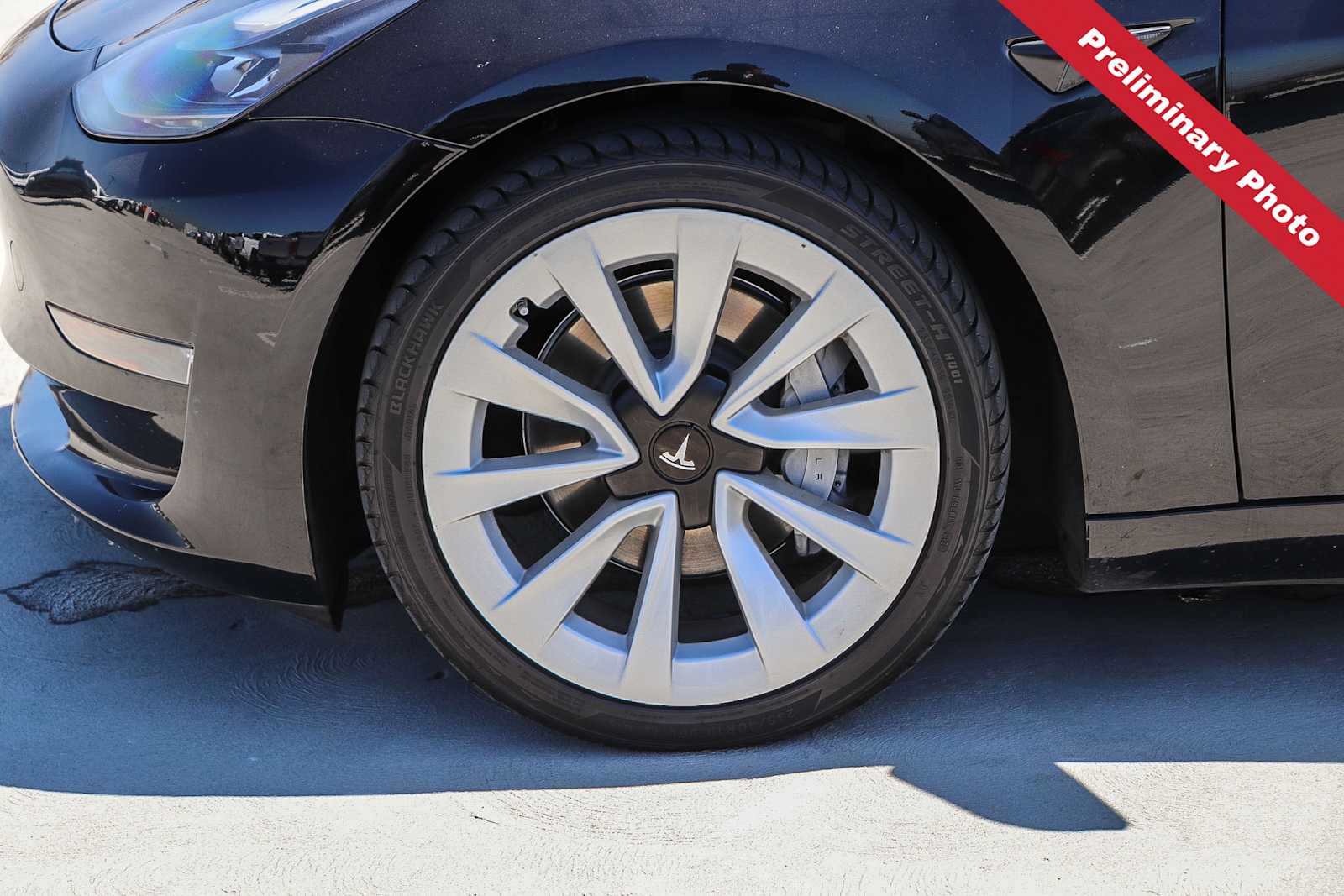 Thumbnail: 2023 Tesla Model 3 - 10