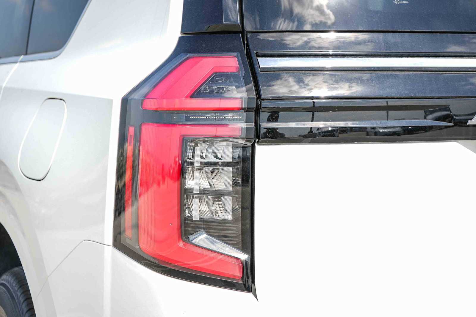 Thumbnail: 2026 Nissan Armada - 9