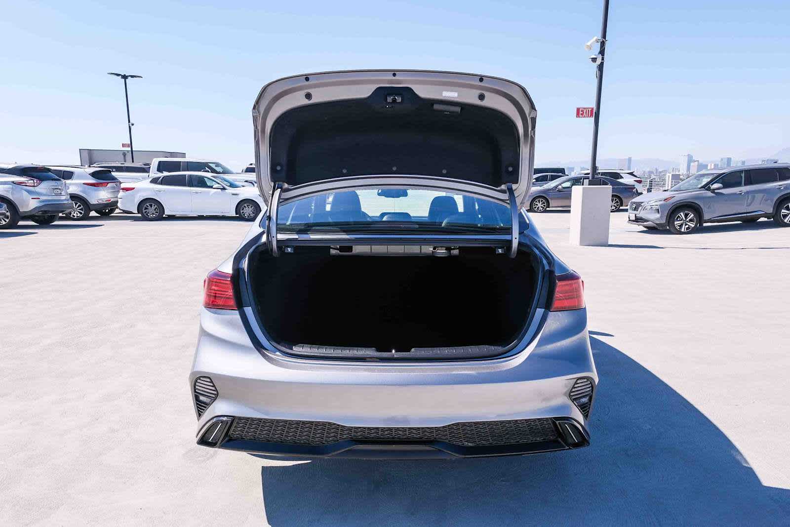 Thumbnail: 2023 Kia Forte - 26