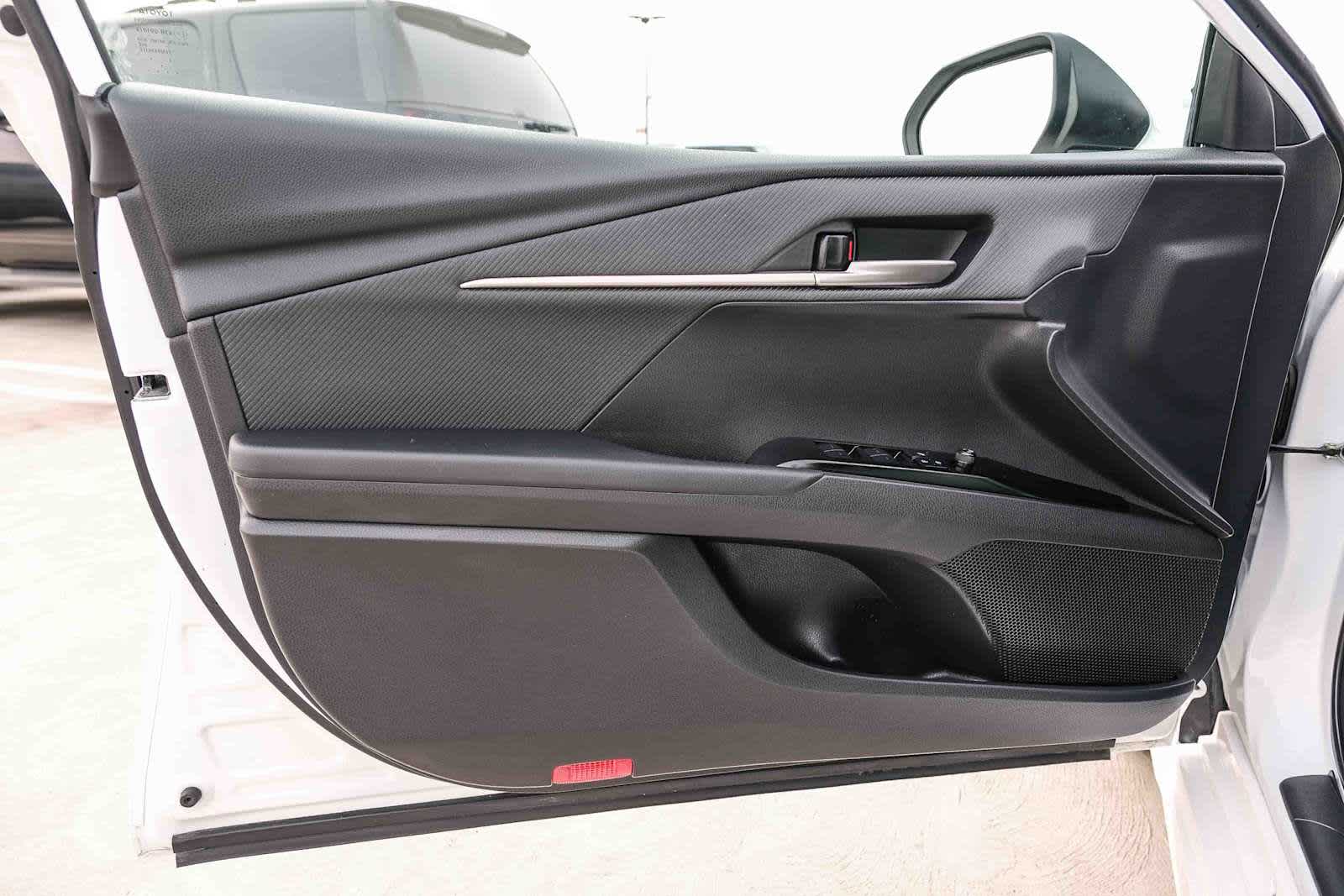 Thumbnail: 2025 Toyota Camry - 23