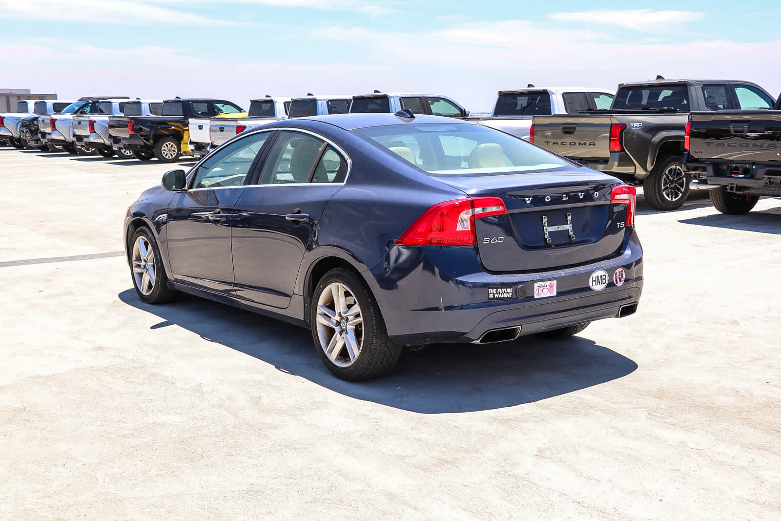 Thumbnail: 2015 Volvo S60 - 8