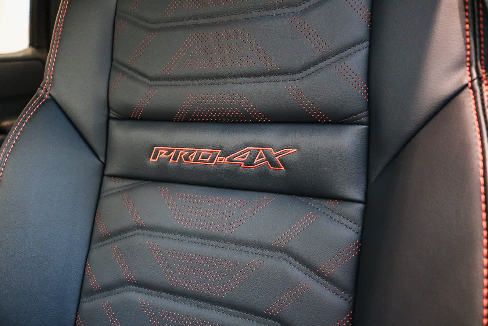 Thumbnail: 2026 Nissan Frontier - 24