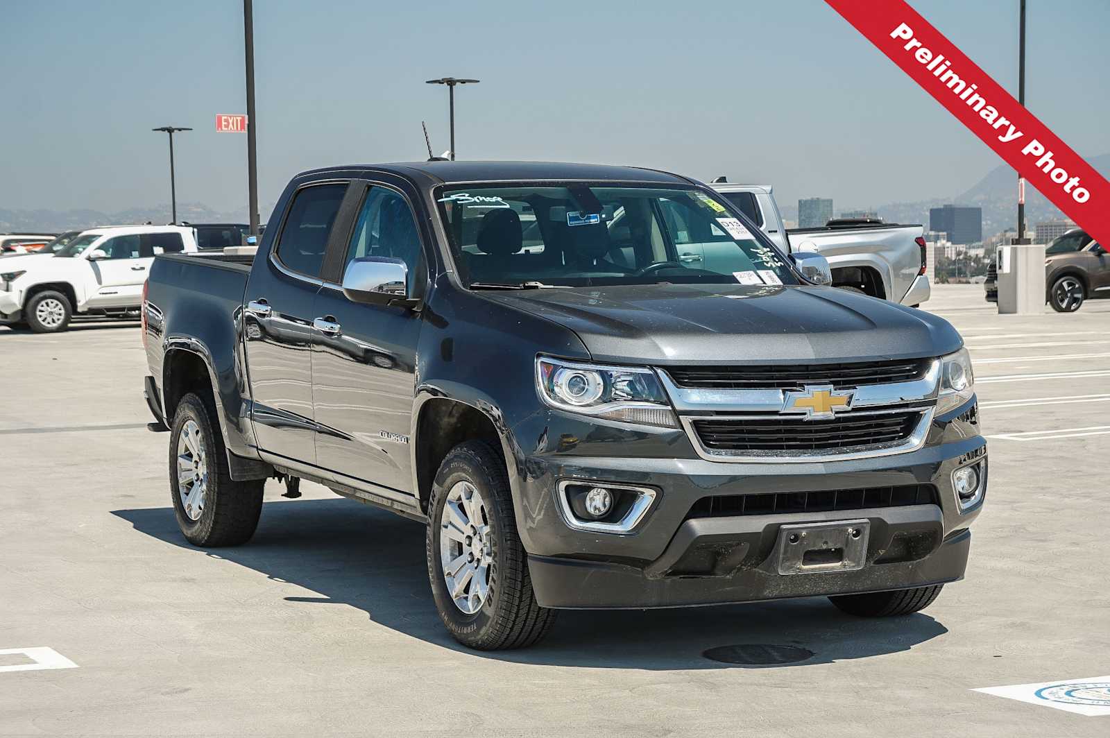 Thumbnail: 2017 Chevrolet Colorado - 3