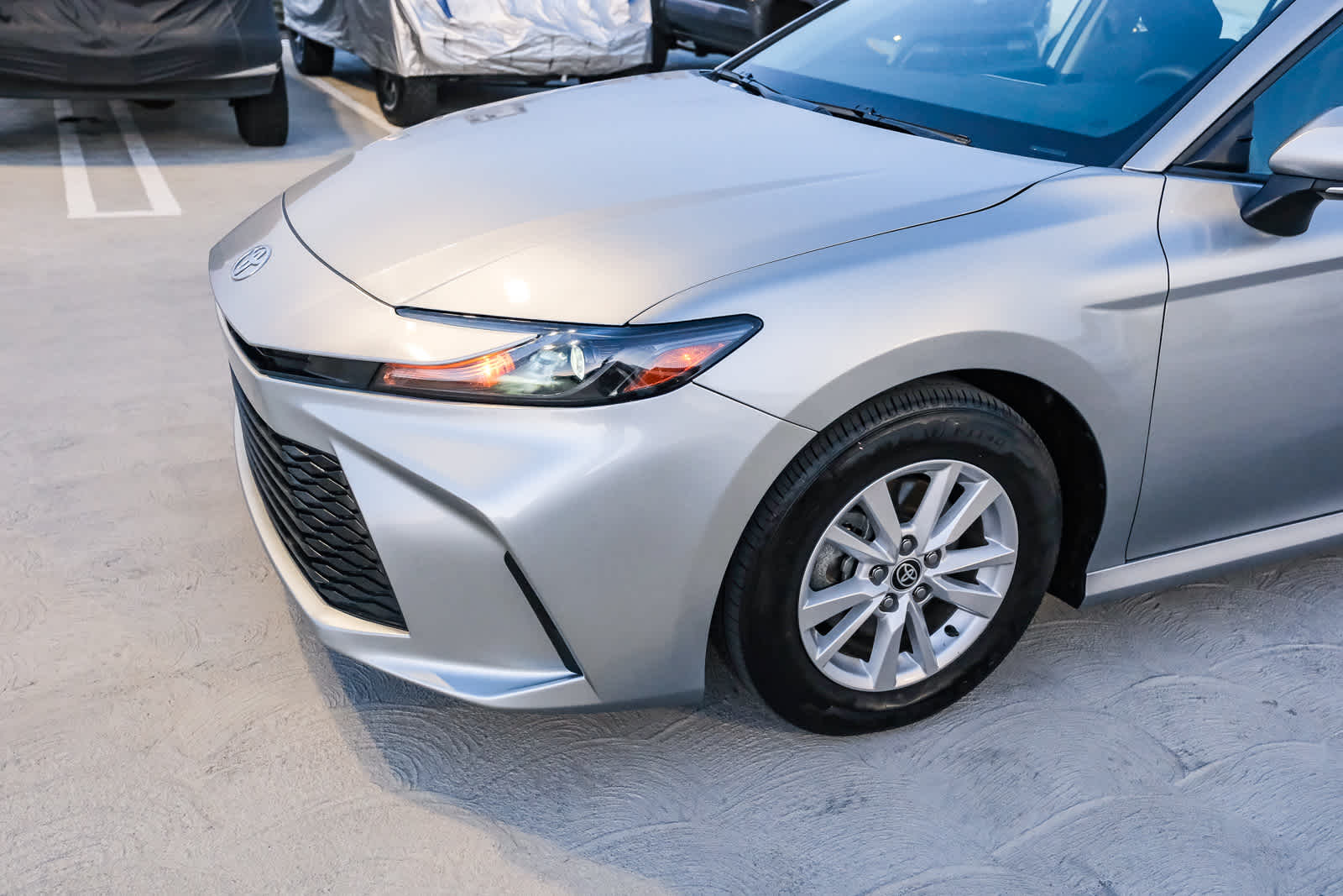 Thumbnail: 2025 Toyota Camry - 9