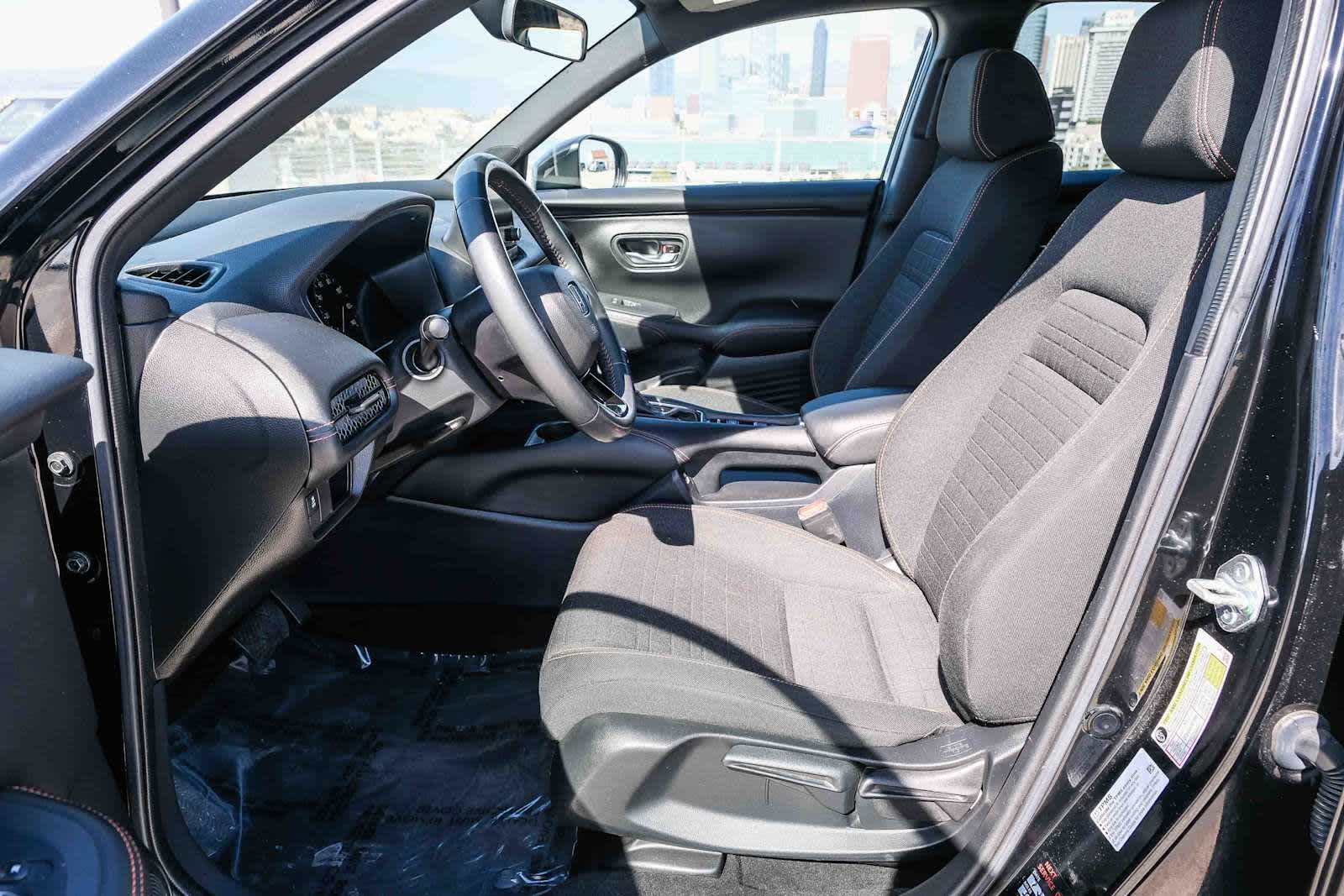 Thumbnail: 2023 Honda HR-V - 17